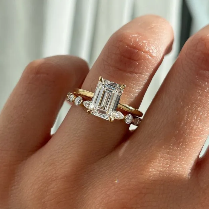 Shineofdiamond Rings 2pcs Exclusive Golden Tone Emerald Cut Bridal Set For Women In Sterling Silver