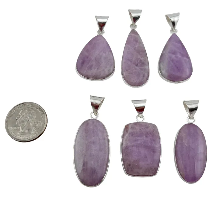 Necklaces Twin Rocks and Crystals Kunzite Pendant Necklace with a Twin Rocks and Crystals Velvet Box