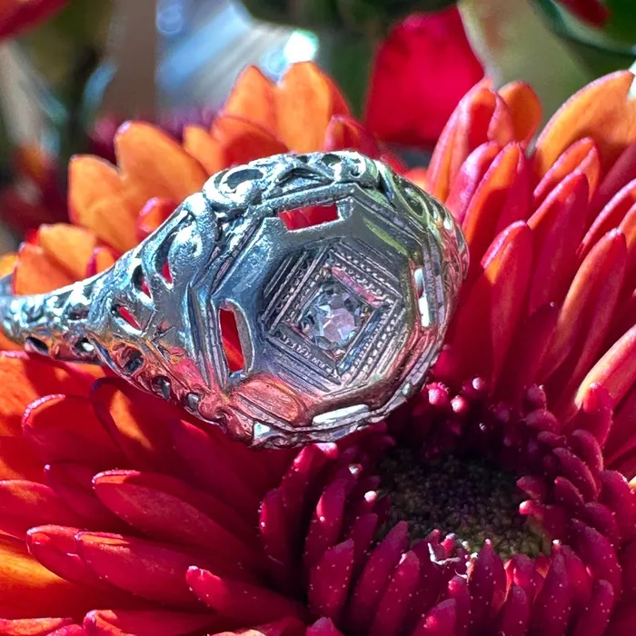 ONeills Estate Jewelry Rings 18 Karat White Gold Art Deco Ring 10000604