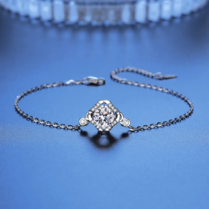Trendolla Jewelry Bracelets Sterling Silver Clover Moissanite Bracelet