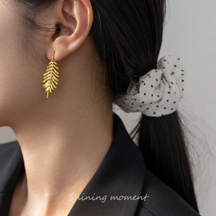 Trendolla Jewelry Earrings S925 Silver Glossy Tassel Leaf Drop Earrings